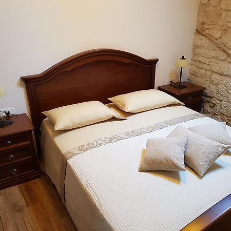 Antique Apartment Arsenale روفينج المظهر الخارجي الصورة