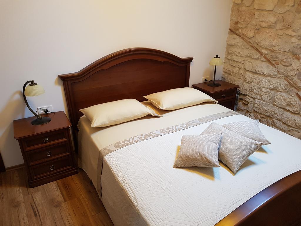 Antique Apartment Arsenale روفينج المظهر الخارجي الصورة
