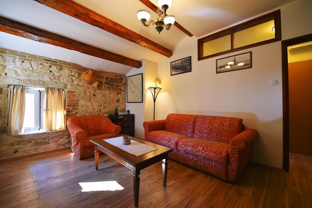 Antique Apartment Arsenale روفينج المظهر الخارجي الصورة