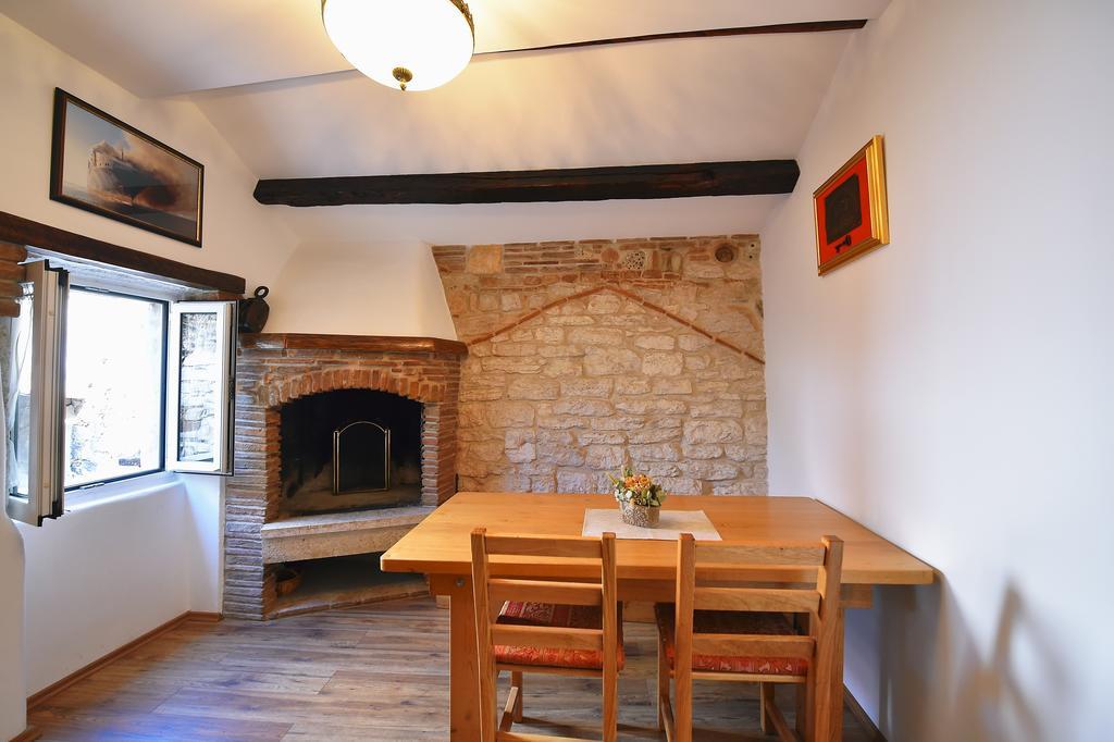 Antique Apartment Arsenale روفينج المظهر الخارجي الصورة