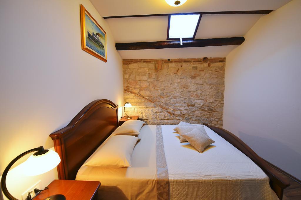 Antique Apartment Arsenale روفينج المظهر الخارجي الصورة